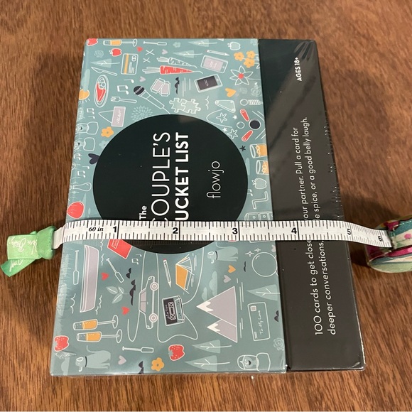 NEW NWT Flowjo Couple’s Bucket List Engagement Wedding Shower Gift anniversary - Picture 5 of 8